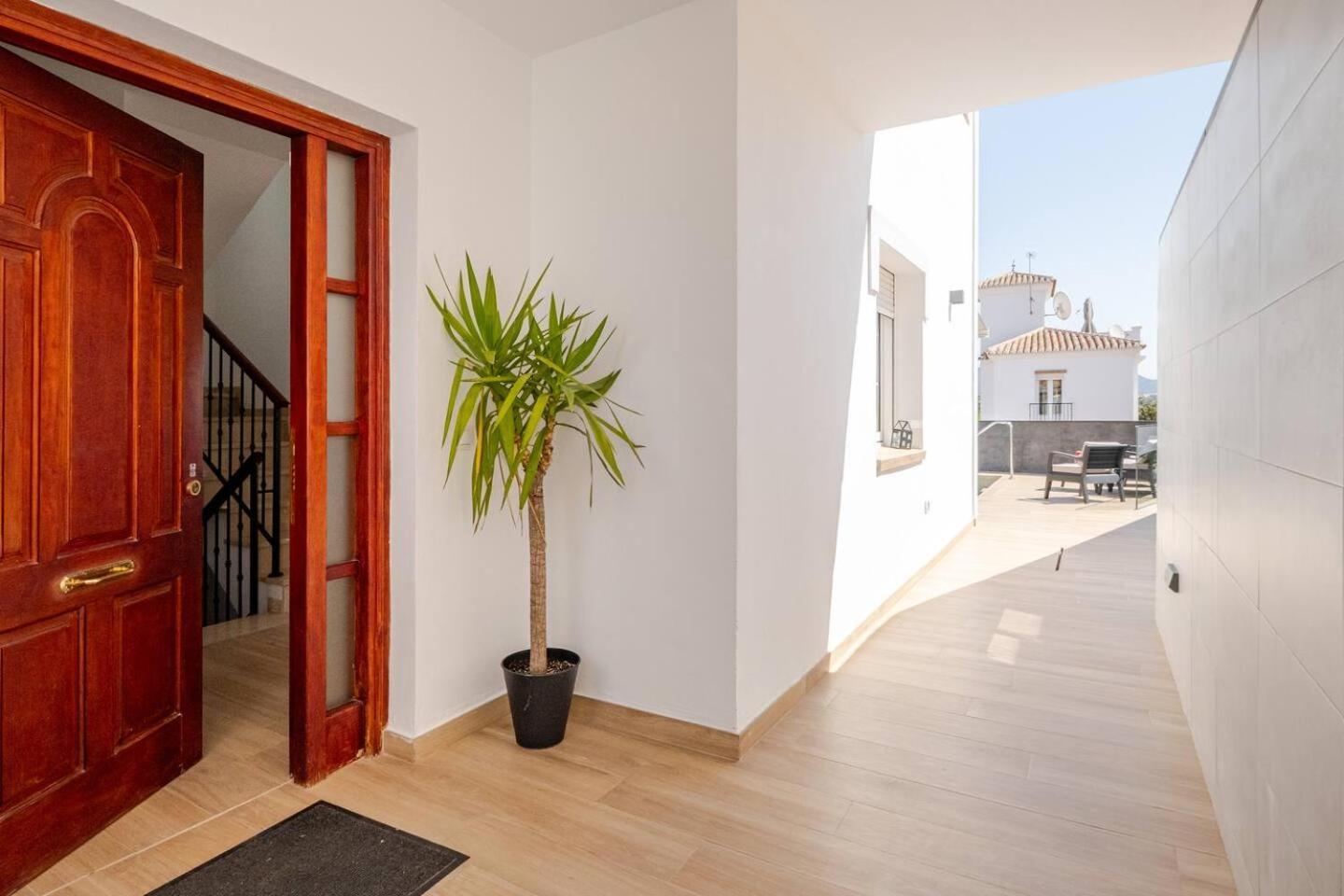 Villa Antonia Mar - Private & Heated Pool - Punta Lara Nerja Dış mekan fotoğraf